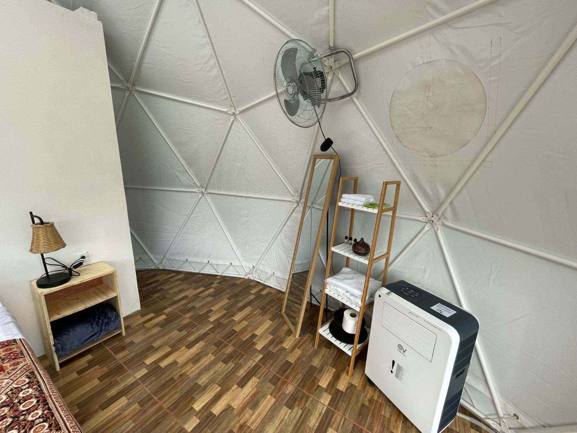 La Comarca River Glamping Dome Near Manuel Antonio Extérieur photo