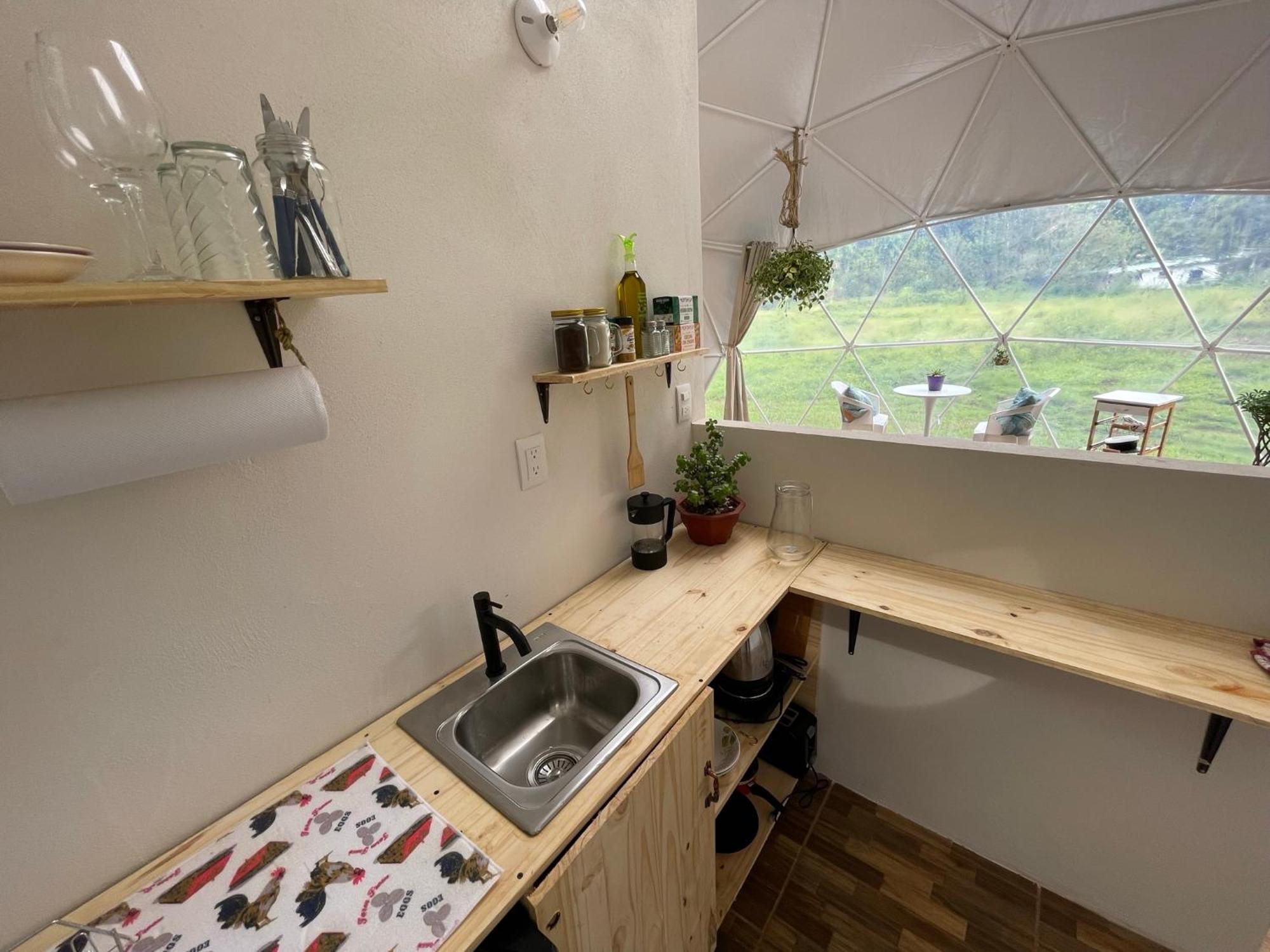 La Comarca River Glamping Dome Near Manuel Antonio Extérieur photo