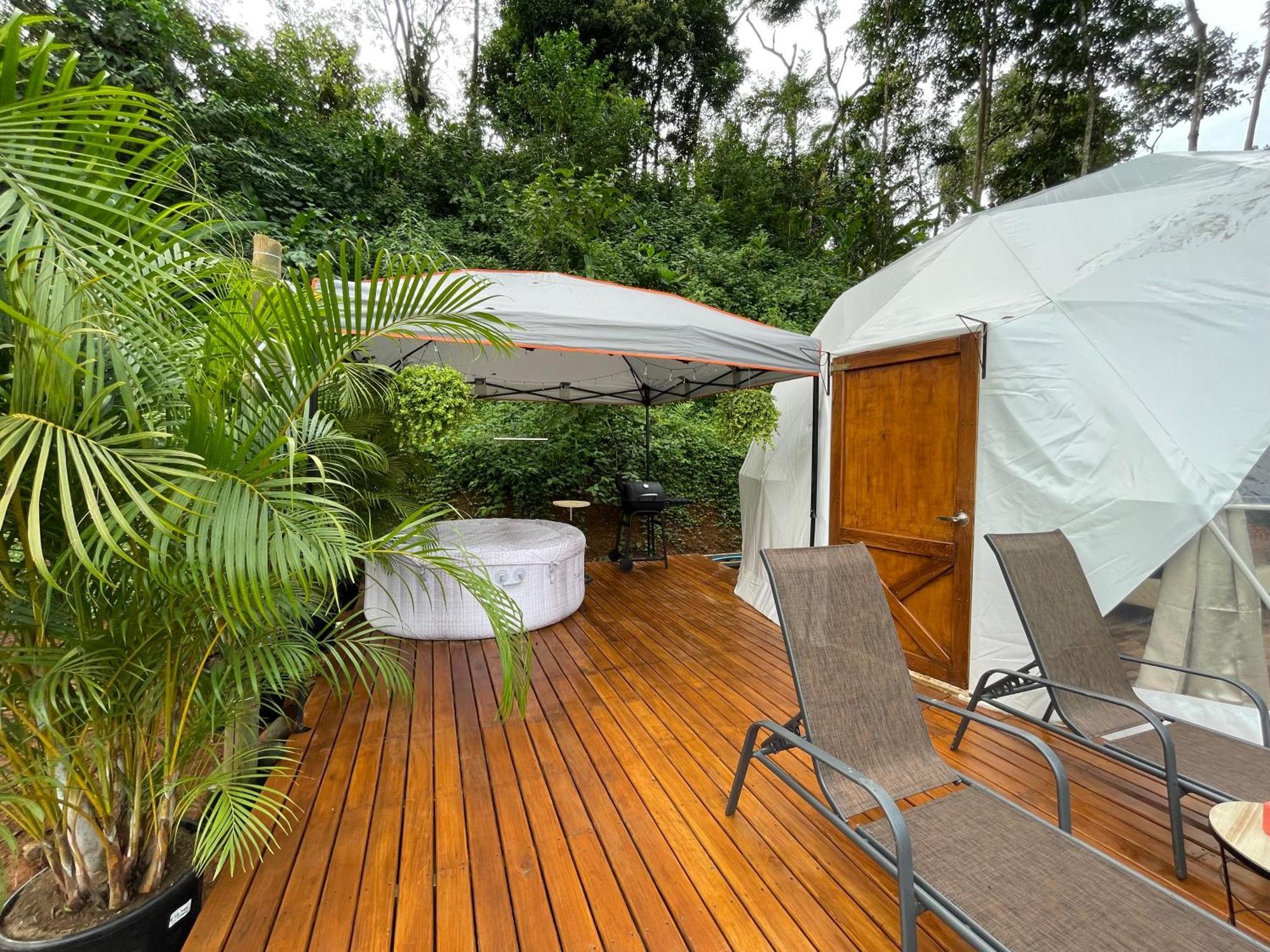La Comarca River Glamping Dome Near Manuel Antonio Extérieur photo