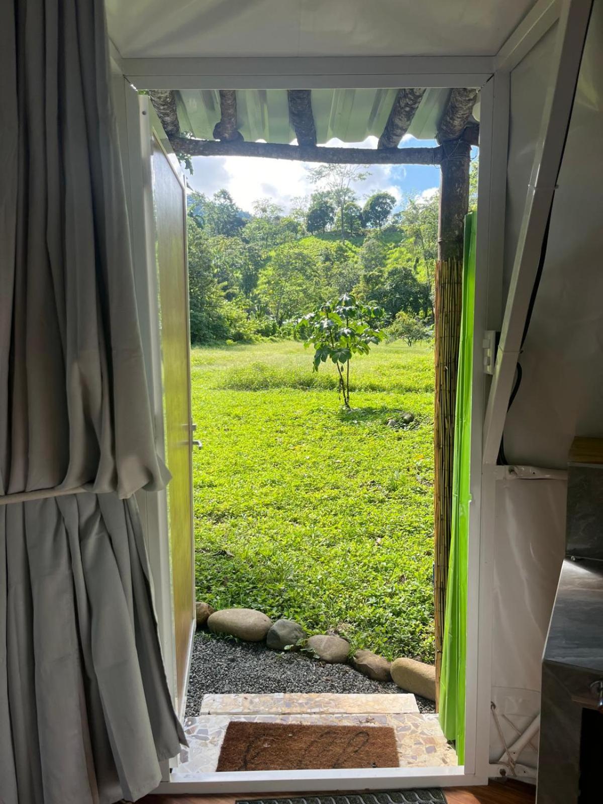 La Comarca River Glamping Dome Near Manuel Antonio Chambre photo