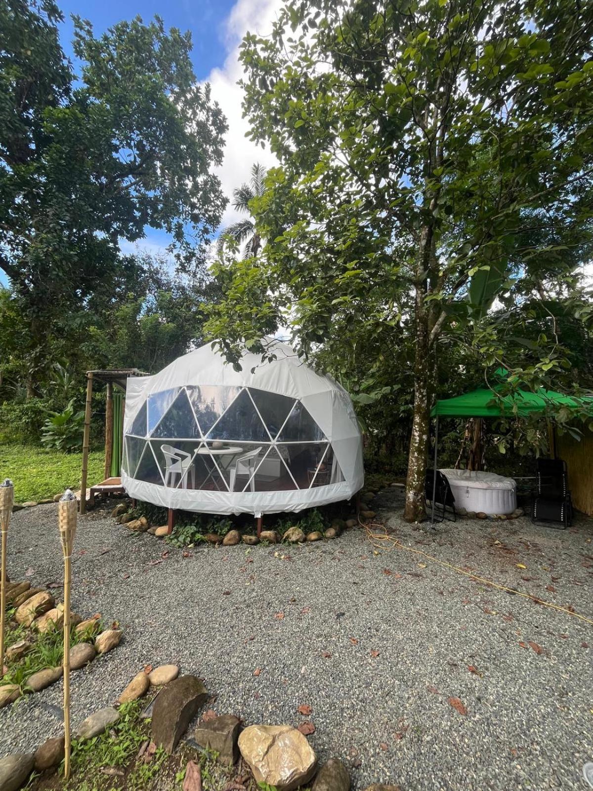 La Comarca River Glamping Dome Near Manuel Antonio Extérieur photo