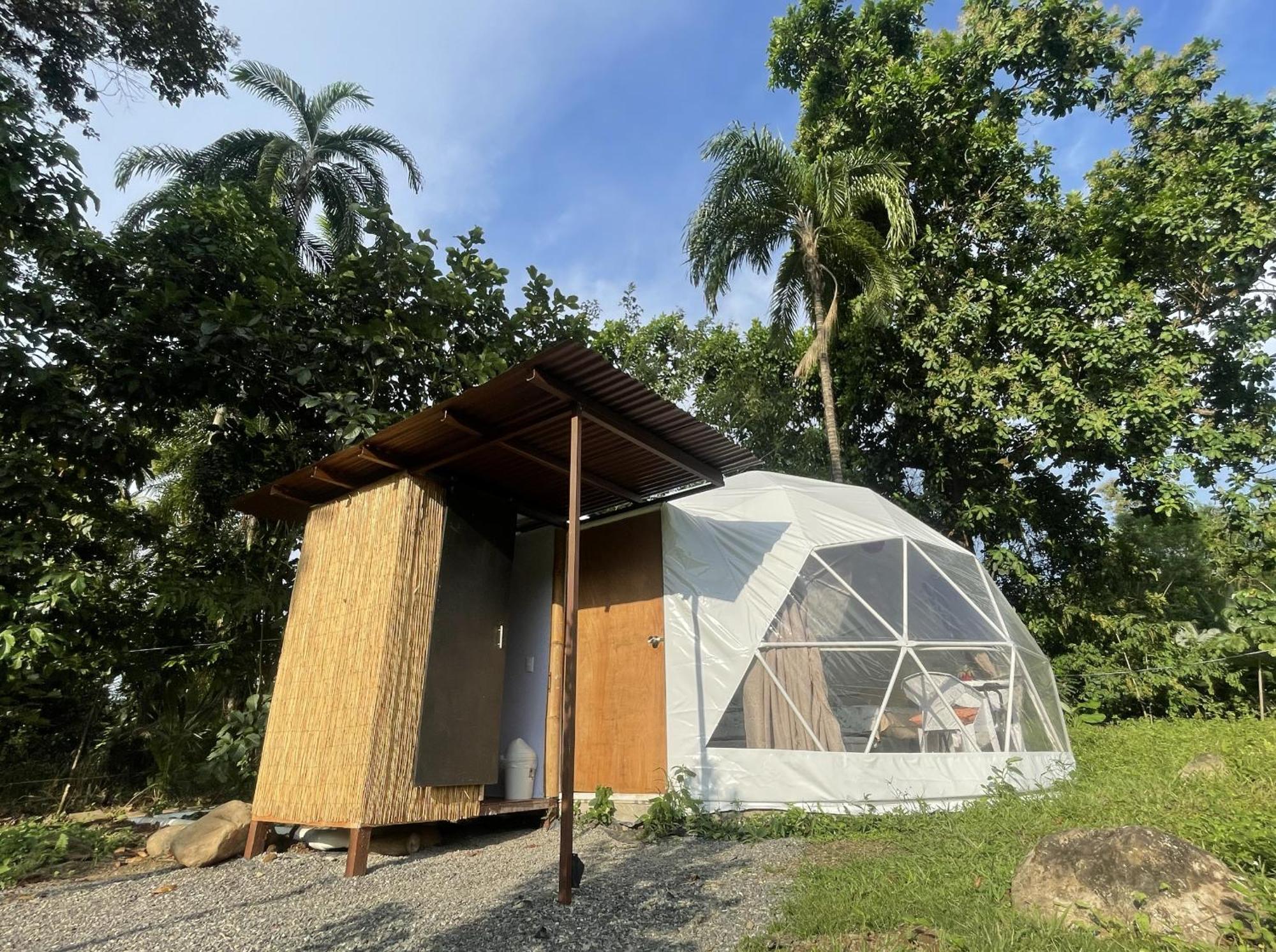 La Comarca River Glamping Dome Near Manuel Antonio Extérieur photo
